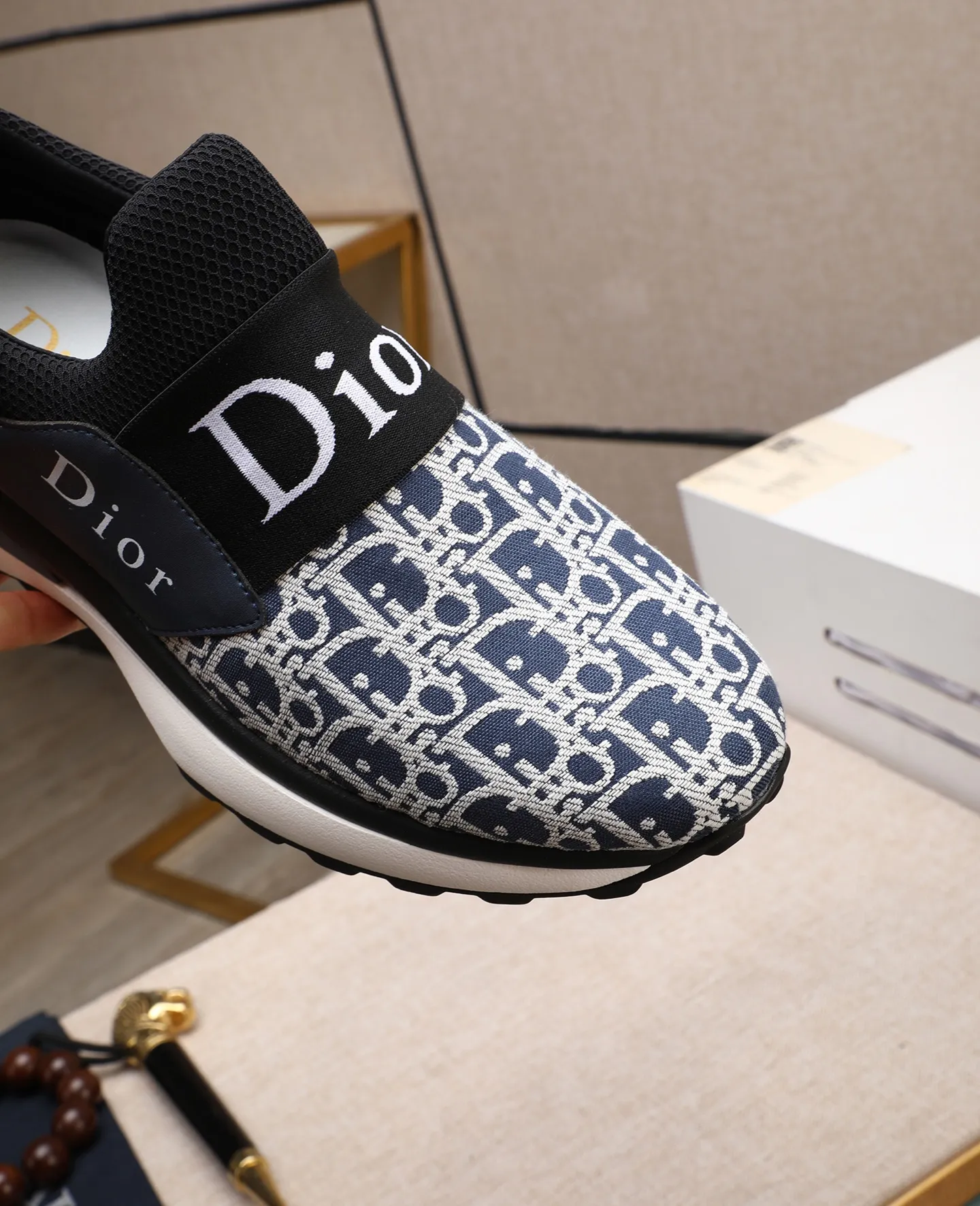 Men's men's shoes💰460 🌹🌹[Dior] 2025 latest model🙈original replica! 👟👟👟You can go to the top-notch workmanship. The upper is made of Italian 🇮🇹imported cowhide. The mesh lining is suitable for travel. The original replica outsole makes it suitable for all kinds of travel, showing low-key luxury. Let quality speak for itself. Color: Size: 38-44